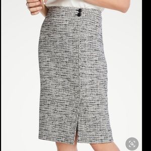 Ann Taylor Black and White Pencil Skirt